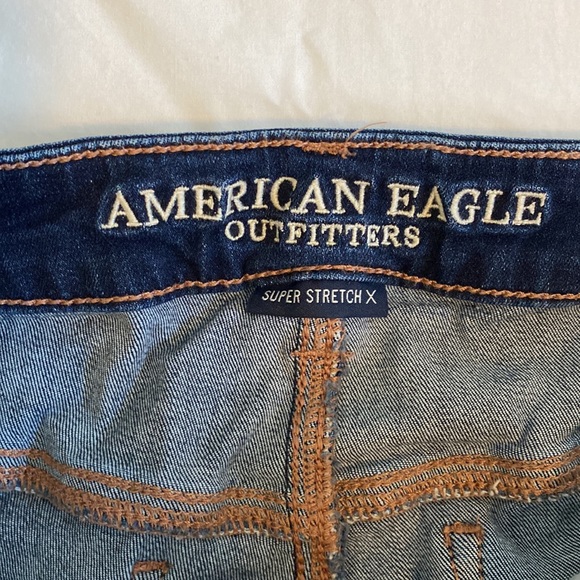 American eagle ripped jeans - Picture 3 of 4